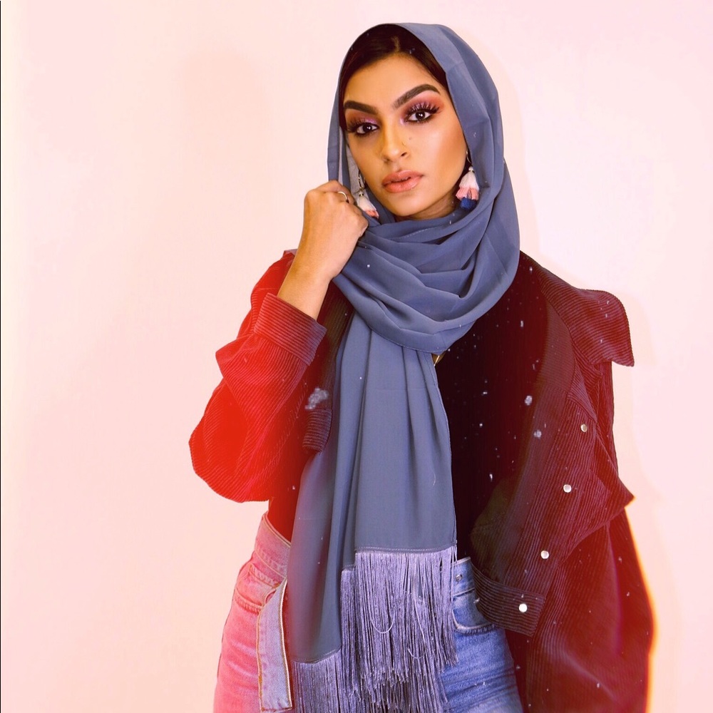 Meet your Posher, Sabeen